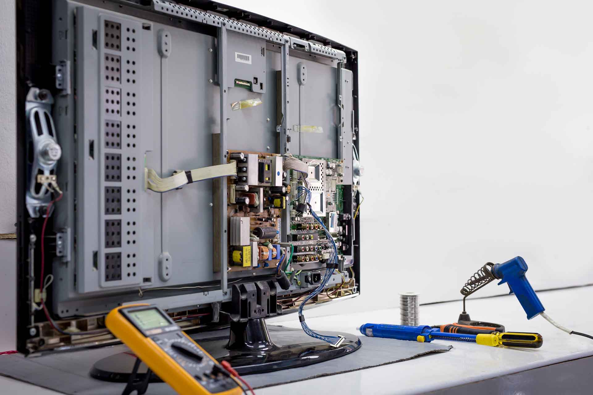 Bayraklı Televizyon Servisi Bayraklı TV tamiri görsel 2